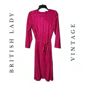 1444. VINTAGE BRITISH LADY‎ MIDI LENGTH DRESS SIZE 16 1/2 SEE MEASUREMENTS POLKA